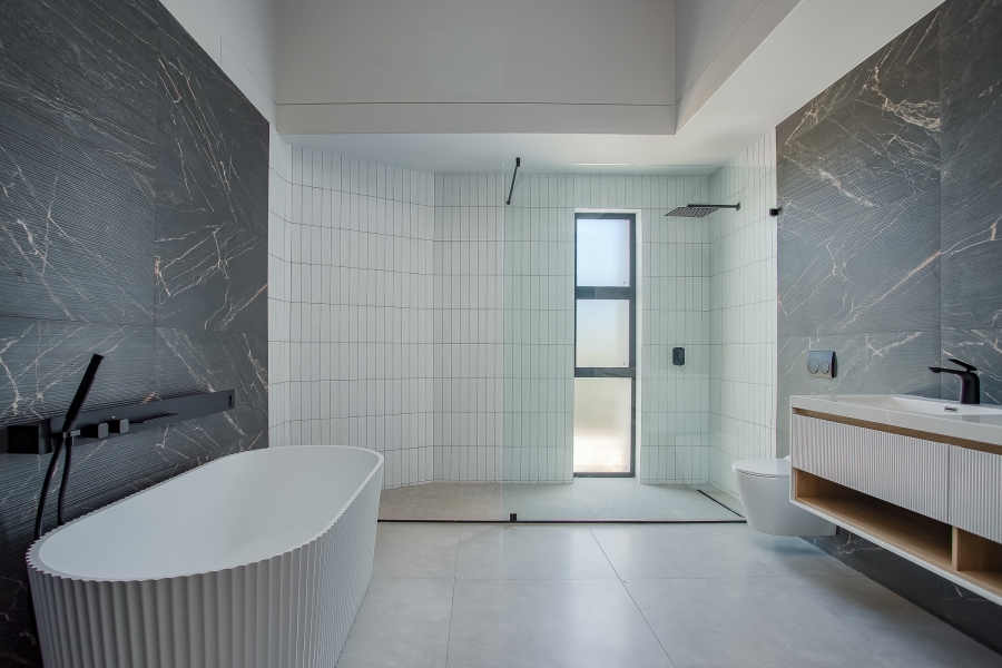 4 Bedroom Property for Sale in Pearl Valley at Val de Vie Western Cape